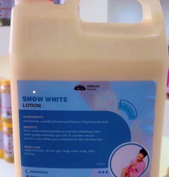 Snow White Woman