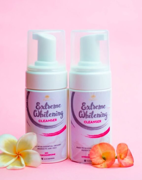 Extreme Whitening Cleanser